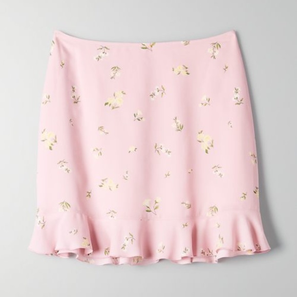 Aritzia - Sunday best - Picture 5 of 10